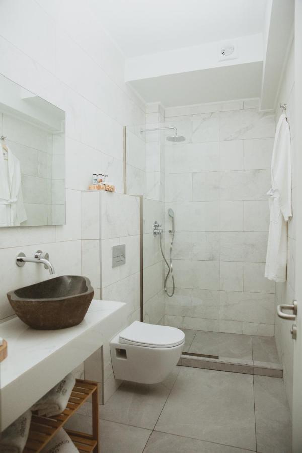 Essentia Vita Comfy Suites لايميناس المظهر الخارجي الصورة