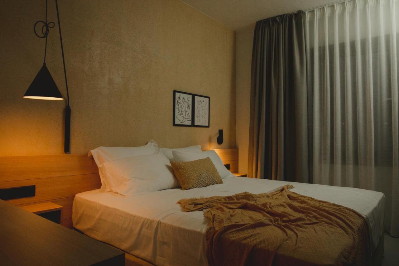Essentia Vita Comfy Suites لايميناس المظهر الخارجي الصورة