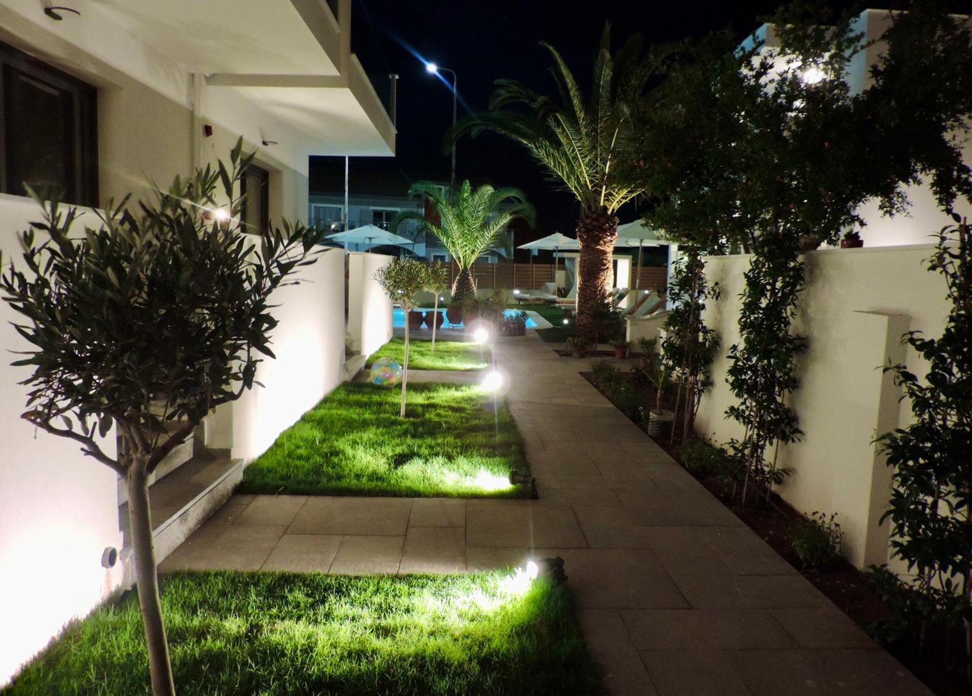 Essentia Vita Comfy Suites لايميناس المظهر الخارجي الصورة